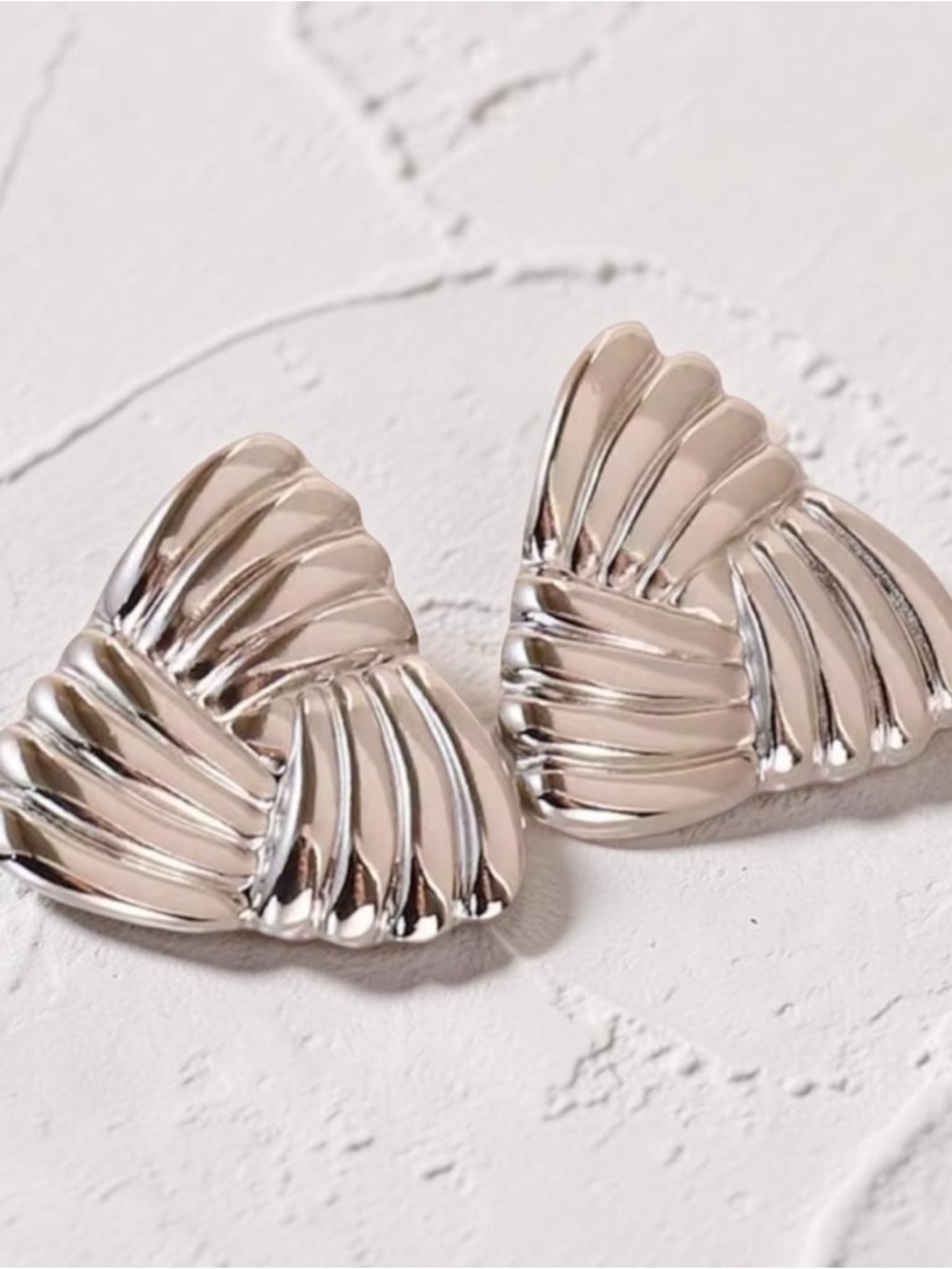 Elegant Silver-Tone Fan Shell Stud Earrings - Women Jewelry